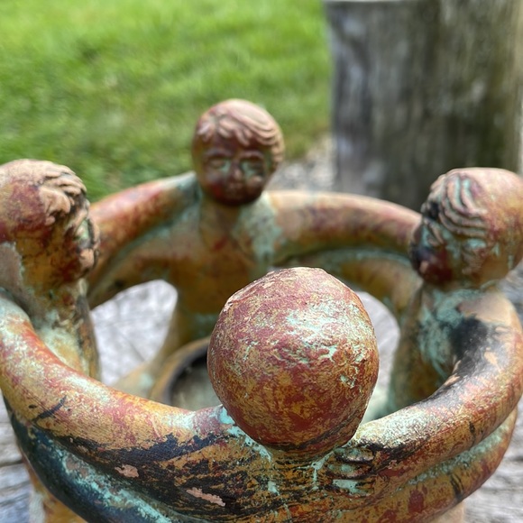 Circle of Friends Candle Holder - Picture 4 of 7